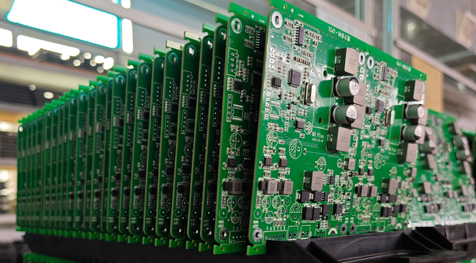 استراتيجية استخدام المواد الصديقة للبيئة لمصنع PCBA