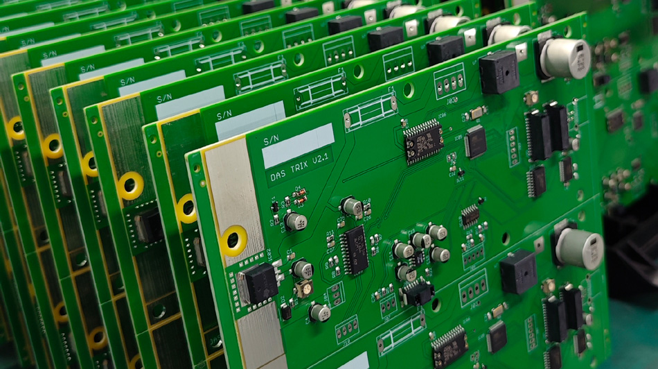 كيف يمكن لمصانع PCBA تحسين عملية التسليم من خلال إدارة المخزون؟