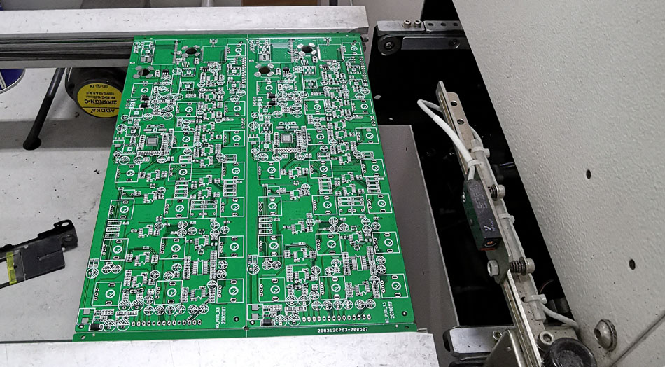 ما هي العناصر الأساسية لضمان التسليم في الوقت المحدد لمصانع PCBA؟