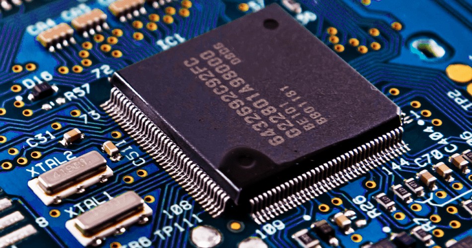 كيف تؤثر تقنية التوصيل البيني عالي الكثافة (HDI) على القدرة التنافسية لمصانع PCBA؟