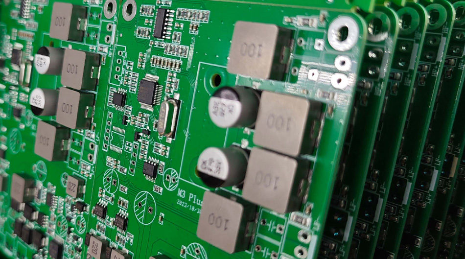 كيفية تقييم قدرات معالجة المواد الخاصة لمصانع PCBA؟