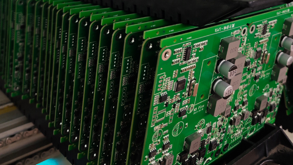 فك رموز نظام مراقبة جودة العملية الكاملة لمصانع PCBA