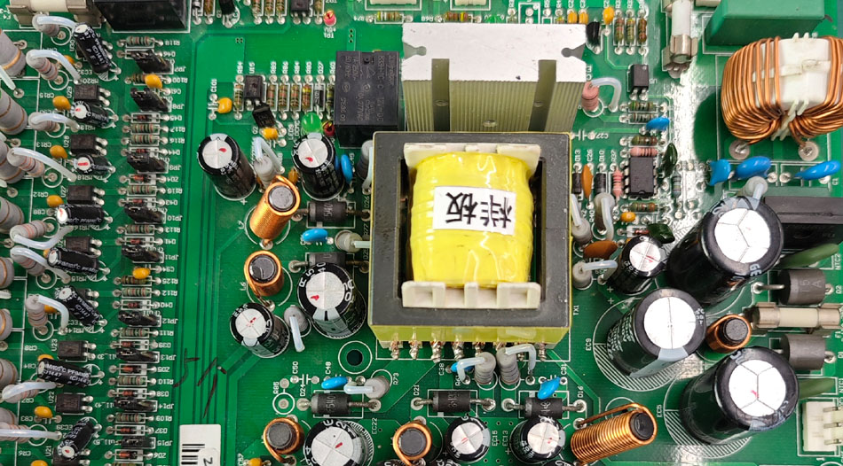 كيف يمكن للتقنيات المبتكرة في مصانع PCBA تقليل مخاطر المشروع؟