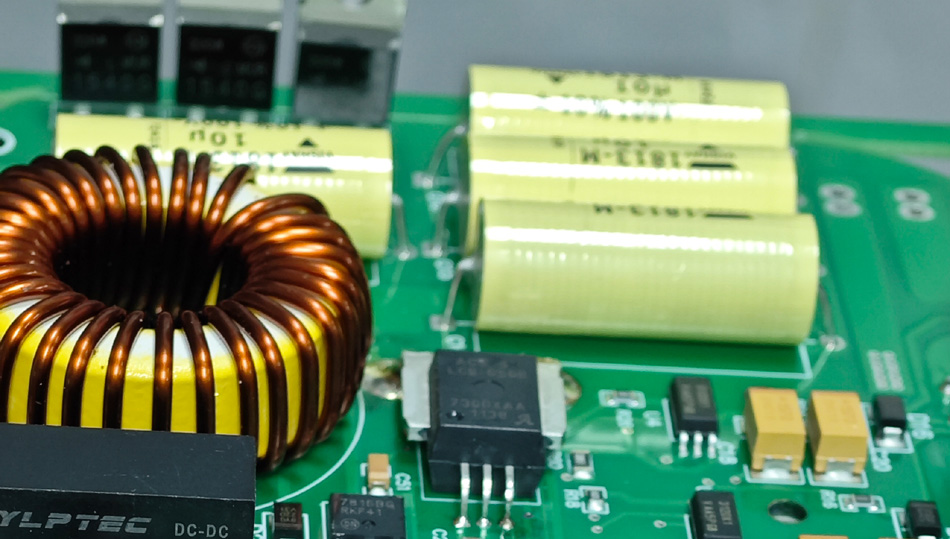 كيف يمكننا تقييم جودة الخدمة لمصانع PCBA من خلال ملاحظات العملاء؟