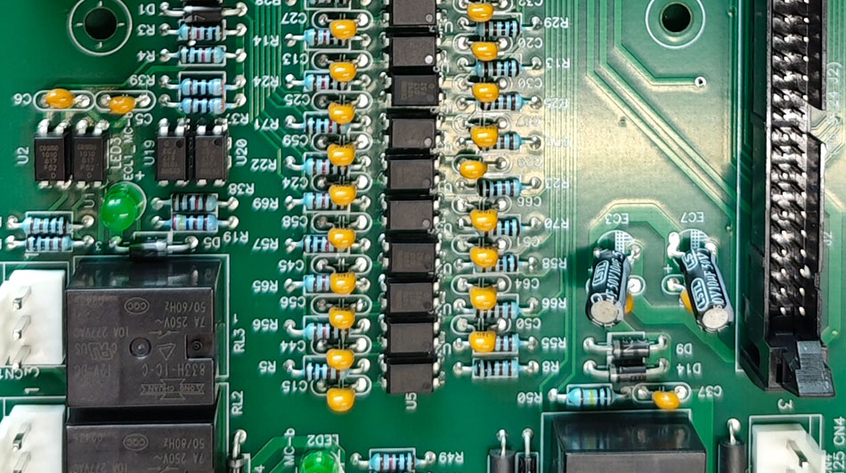 كيف يمكن لمصانع PCBA ضمان توريد المكونات في الوقت المناسب من خلال إدارة سلسلة التوريد؟